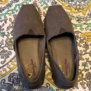 Bobs with memory foam - size 6.5 women’s